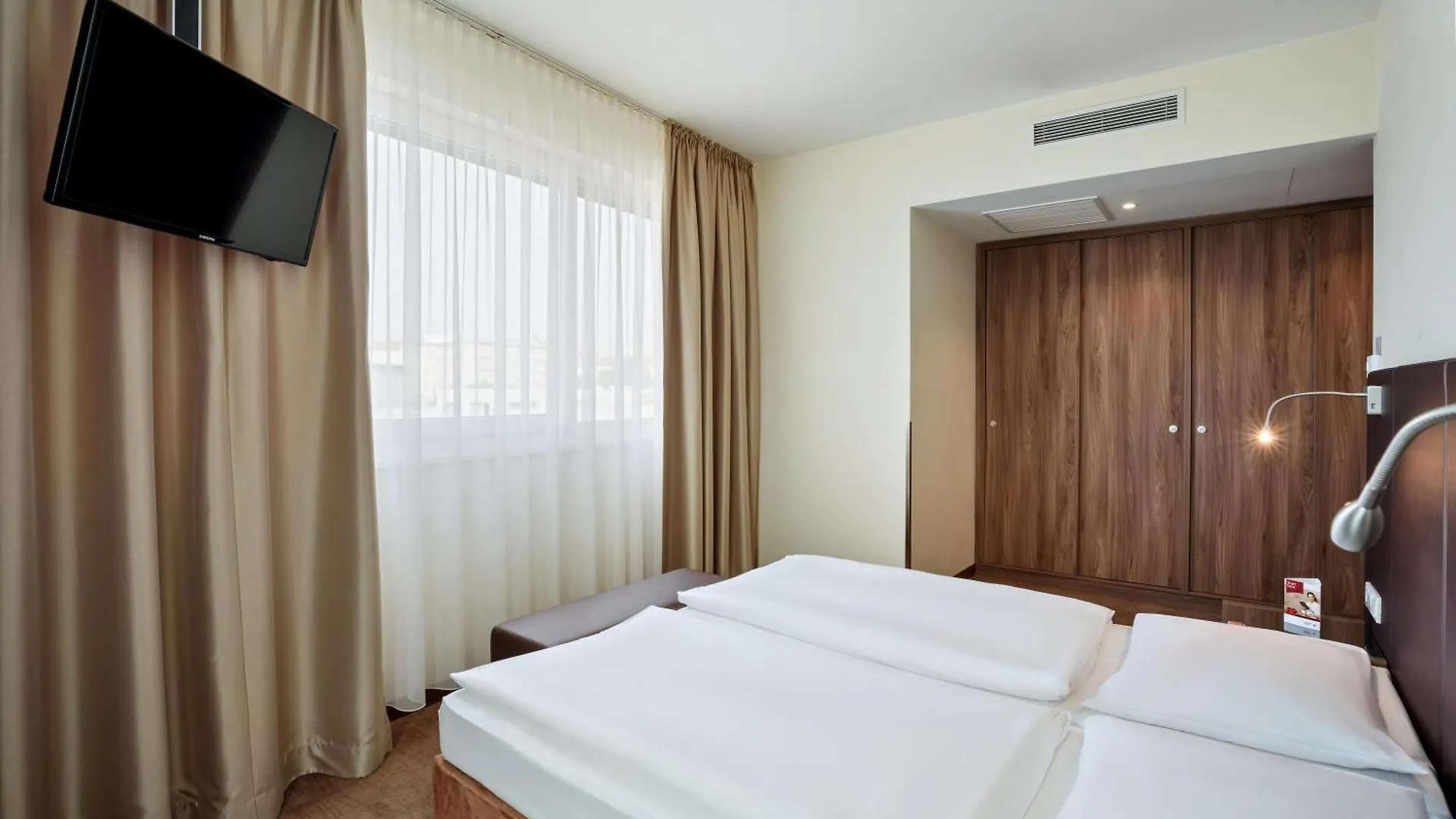 Austria Trend Hotel Doppio Wien Vienna